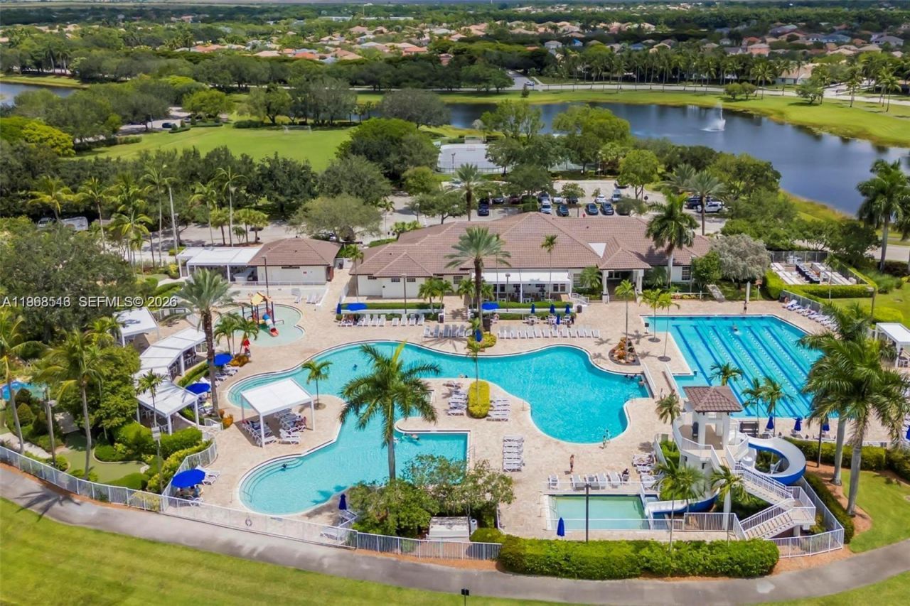 800 Lavender Cir , Weston, FL 33327 Photo