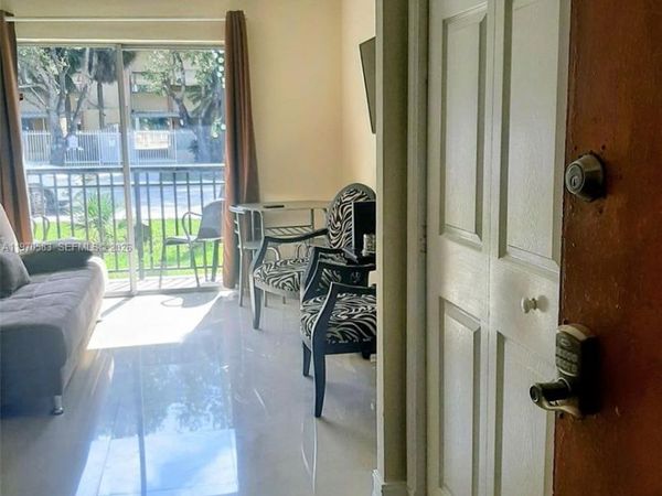 251 172nd St, Unit 112, Sunny Isles Beach, FL 33160