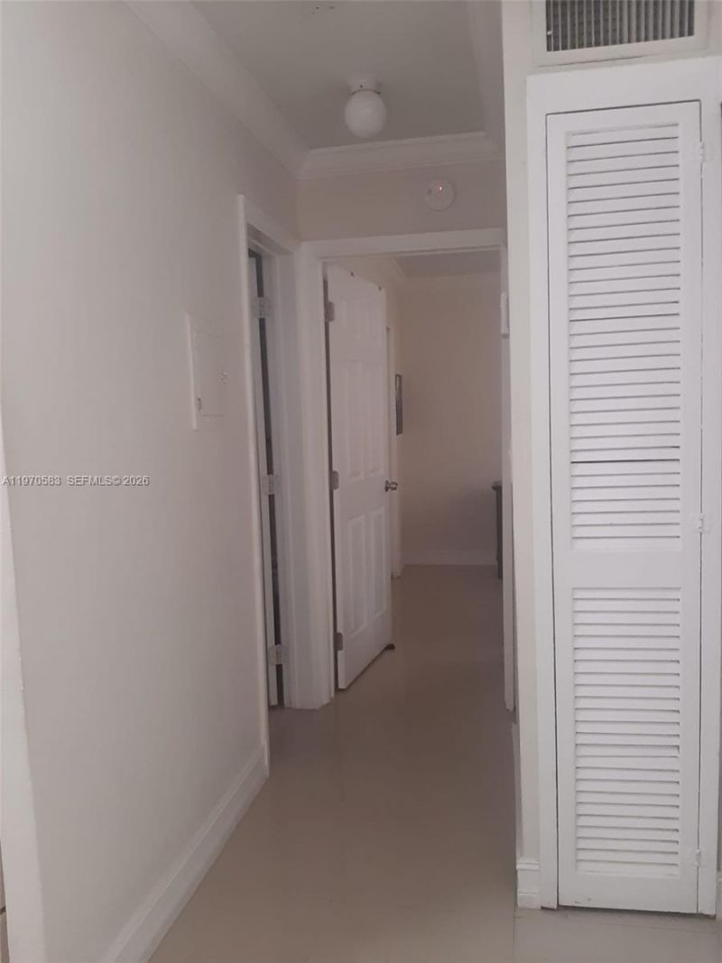 251 172nd St, Unit 112, Sunny Isles Beach, FL 33160 Photo