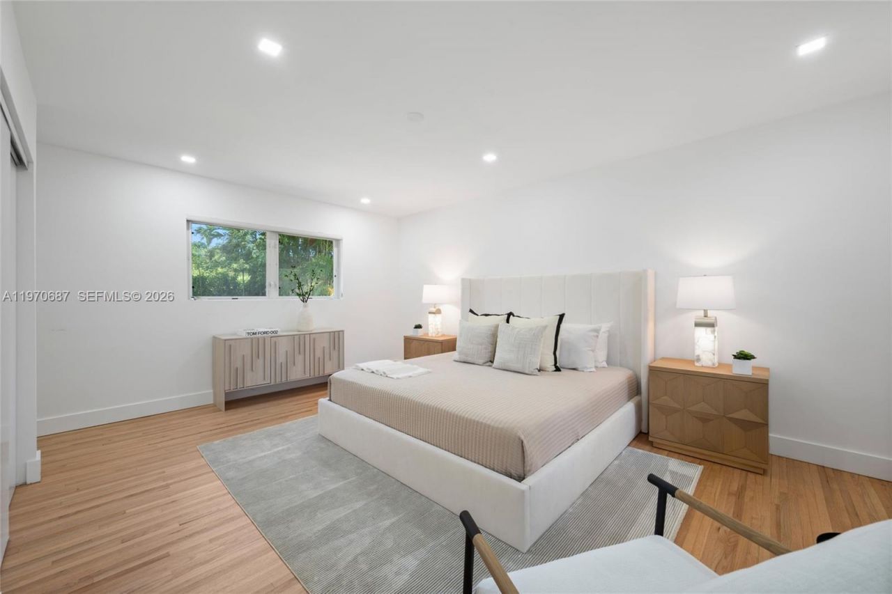 5211 Granada Blvd , Coral Gables, FL 33146 Photo