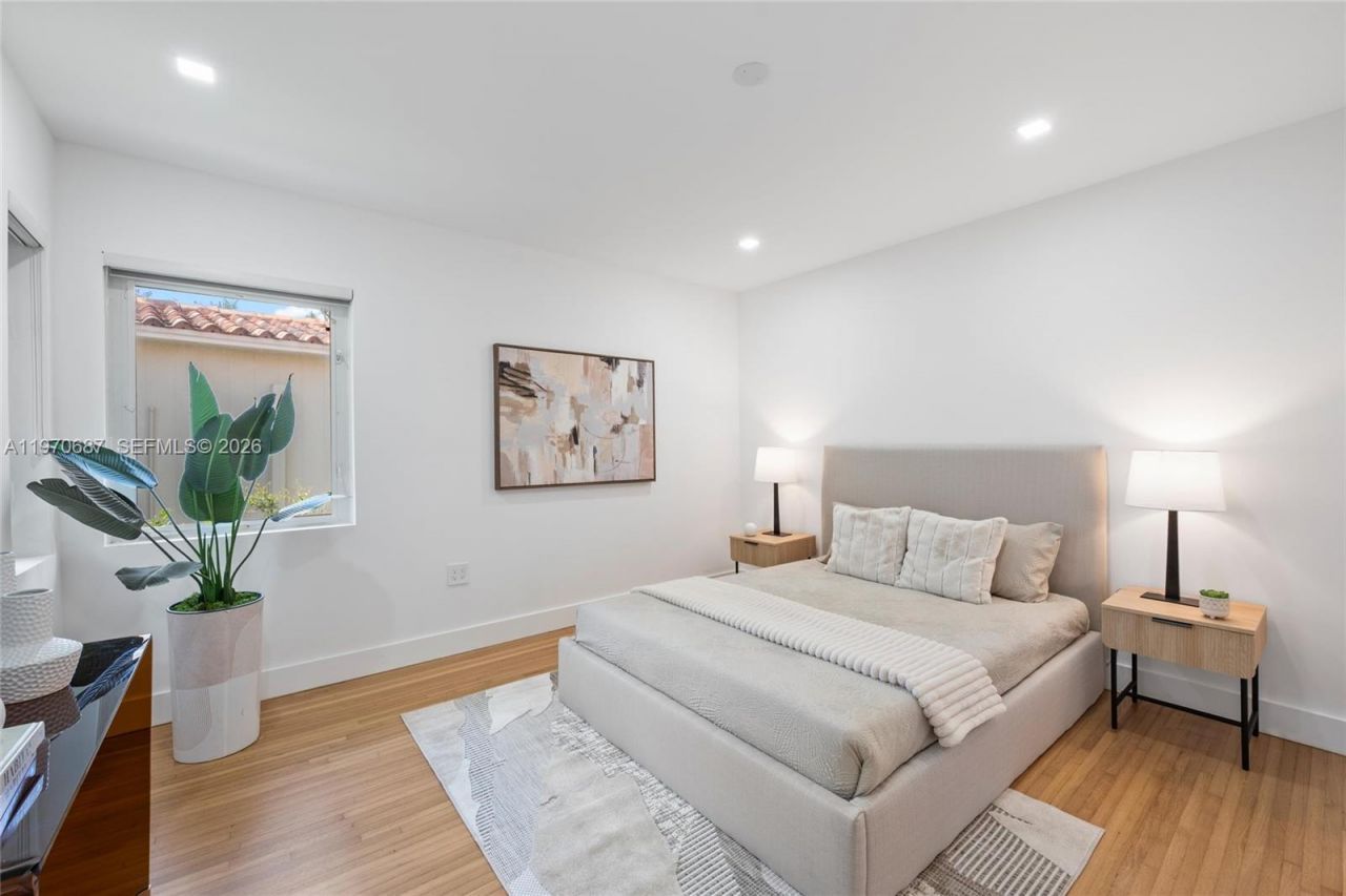 5211 Granada Blvd , Coral Gables, FL 33146 Photo