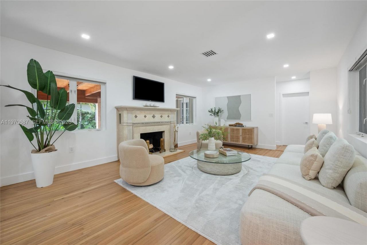 5211 Granada Blvd , Coral Gables, FL 33146 Photo