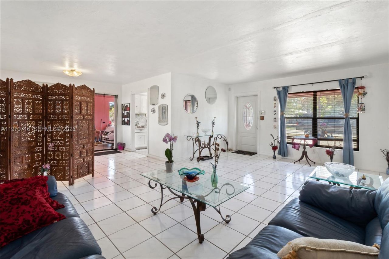 1021 SW 31st Ave, Fort Lauderdale, FL 33312 Photo