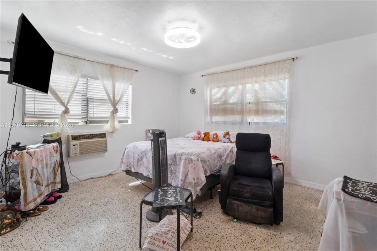 1021 SW 31st Ave, Fort Lauderdale, FL 33312 Photo