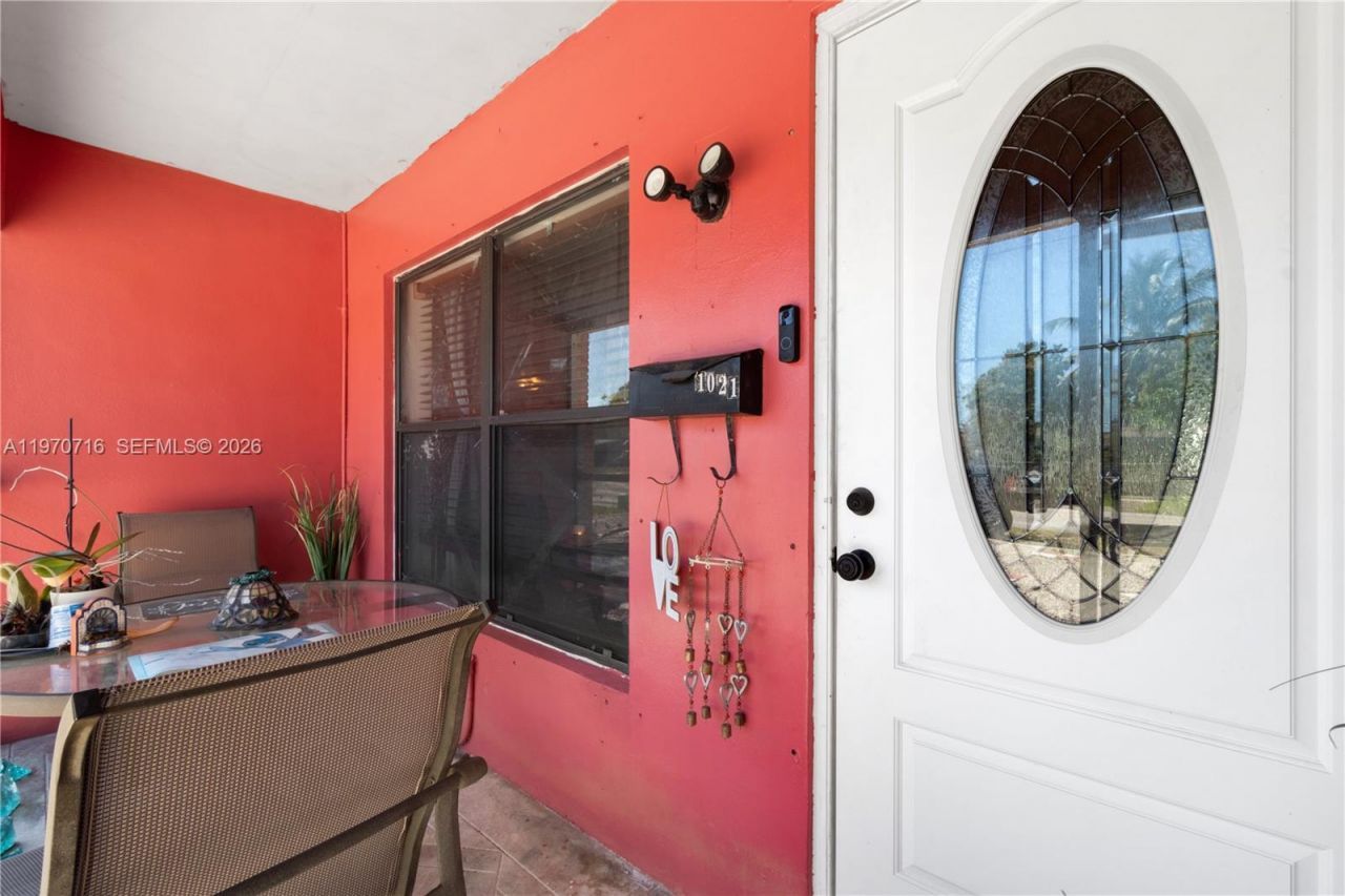1021 SW 31st Ave, Fort Lauderdale, FL 33312 Photo
