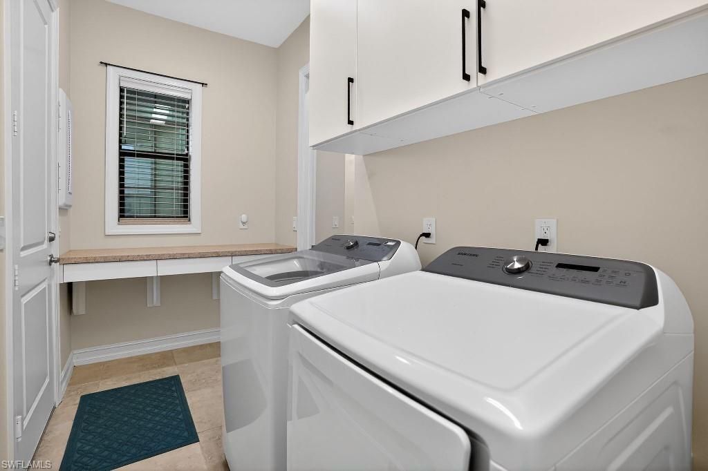 8260 Venetian Pointe Dr, Fort Myers, FL 33908 Photo