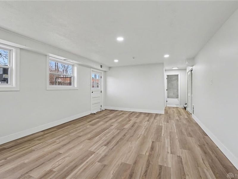 419 Falcon Drive, New Carlisle, OH 45344 Photo 35