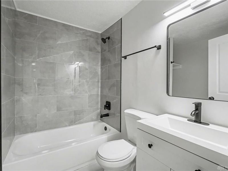 419 Falcon Drive, New Carlisle, OH 45344 Photo 39