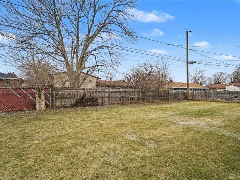 419 Falcon Drive, New Carlisle, OH 45344 Photo 47