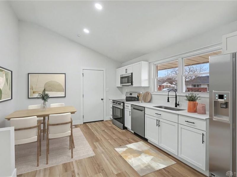 419 Falcon Drive, New Carlisle, OH 45344 Photo 9