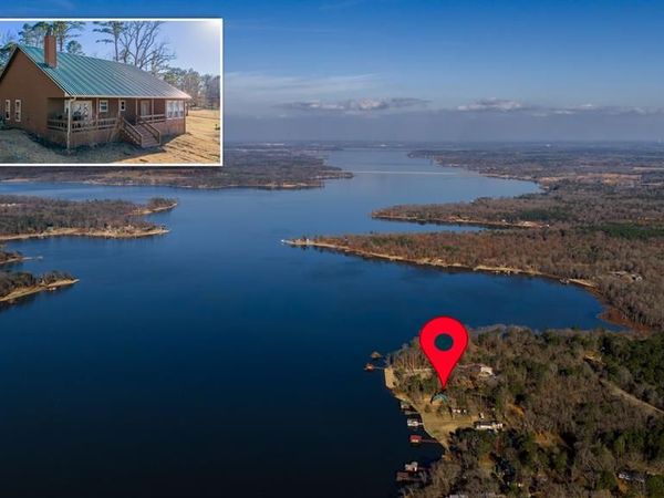 410 Private Road 52426 , Leesburg, TX 75451