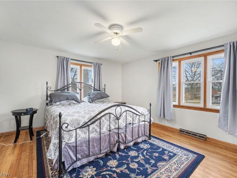 1215 Pleasant Valley Drive NE, Warren, OH 44483 Photo 10