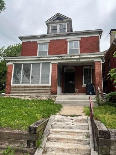 1010 Brooklyn Avenue, Kansas City, MO 64127 Main Photo