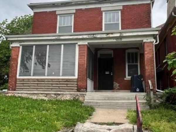 1010 Brooklyn Avenue, Kansas City, MO 64127