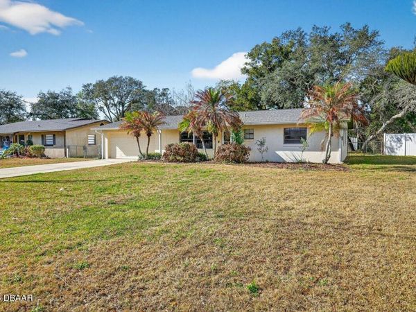 2560 Westwood Avenue, New Smyrna Beach, FL 32168