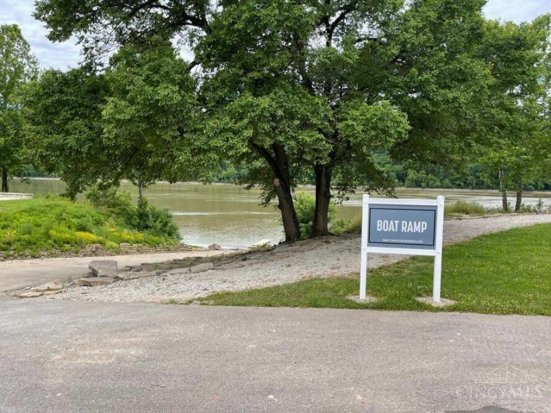 A Sanctuary Place, Unit 1, Cincinnati, OH 45230 Photo 5