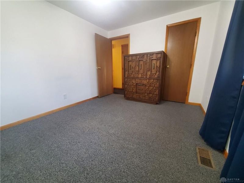 6238 Carriage Drive, Dayton, OH 45415 Photo 10