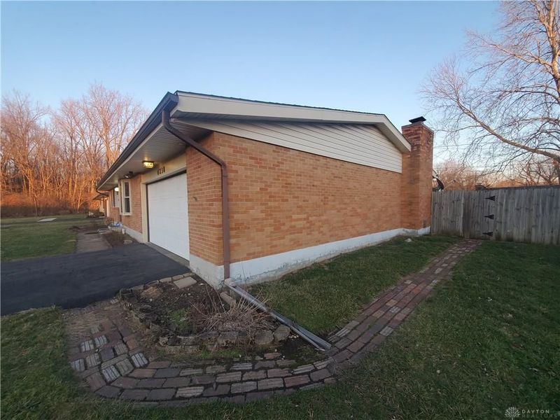 6238 Carriage Drive, Dayton, OH 45415 Photo 4