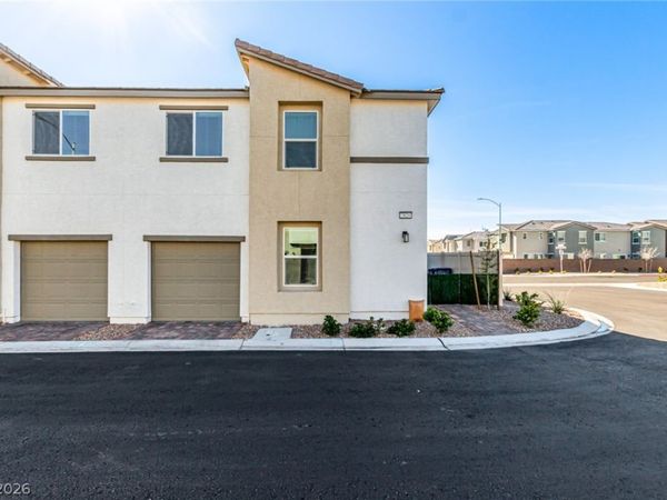 2829 Champagne Gold Avenue, North Las Vegas, NV 89086