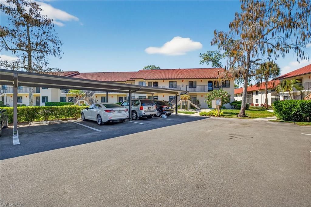 4973 Pepper Cir, Unit F105, Naples, FL 34113 Photo