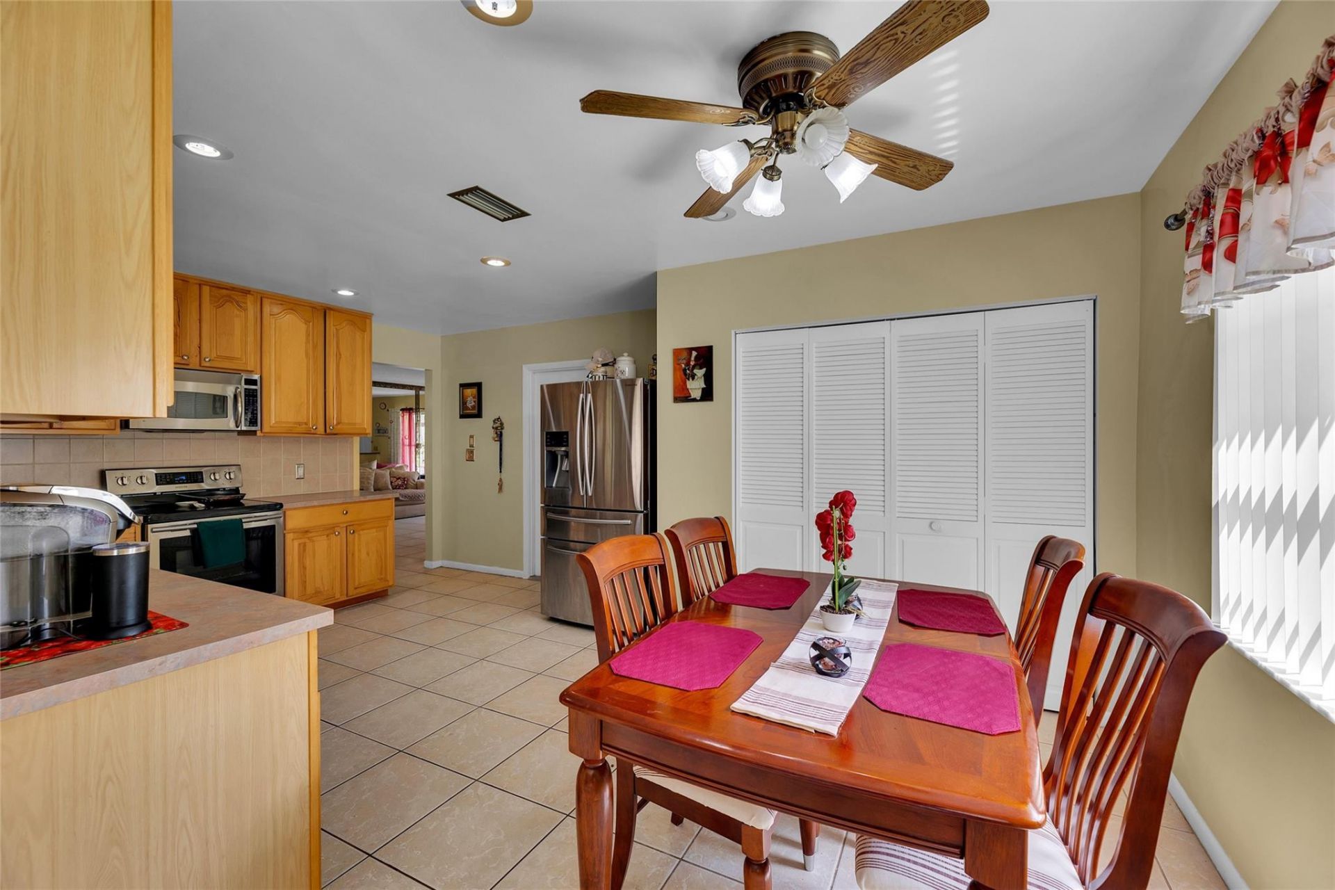 9802 NW 75th Court, Tamarac, FL 33321 Photo