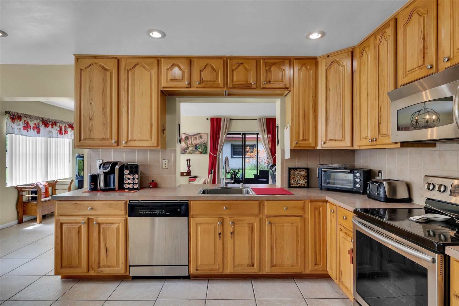 9802 NW 75th Court, Tamarac, FL 33321 Photo