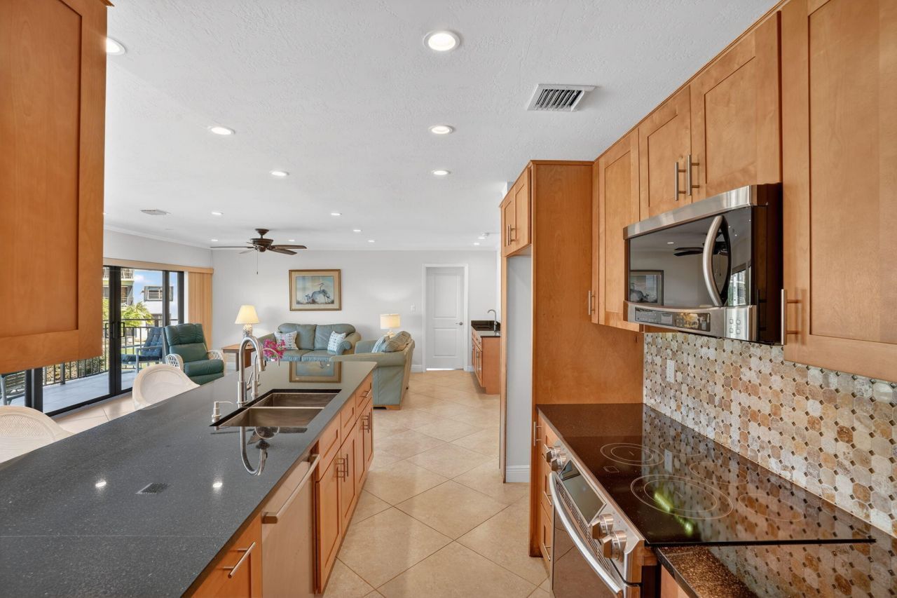 104500 Overseas Highway, Unit 204, Key Largo, FL 33037 Photo