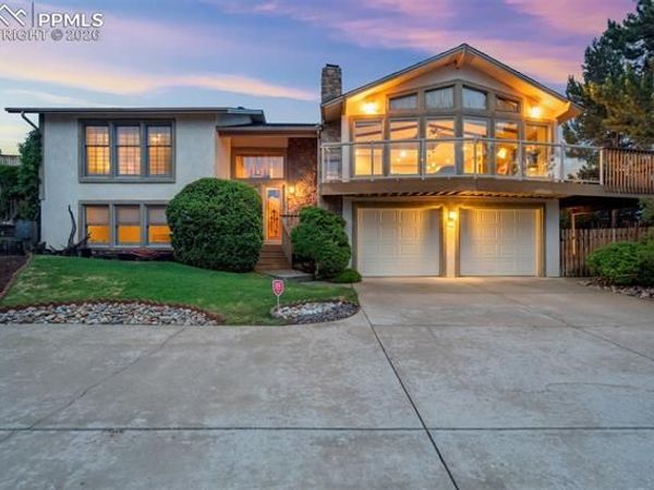 4323 Roundtree Court, Colorado Springs, CO 80915