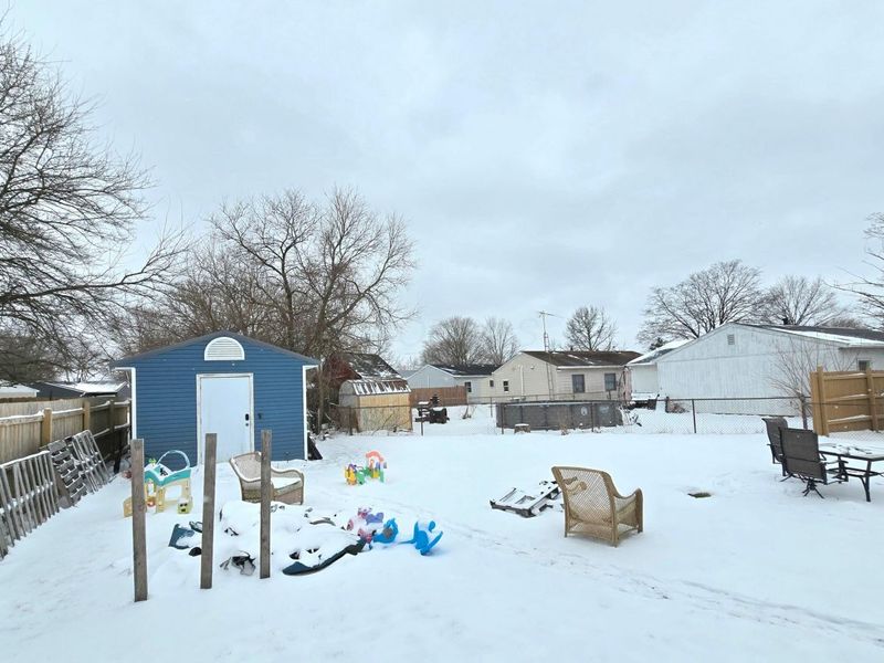 607 Easy Street , Marion, OH 43302 Photo 3