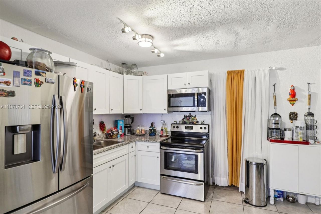 6402 NW 8th Ave , Miami, FL 33150 Photo