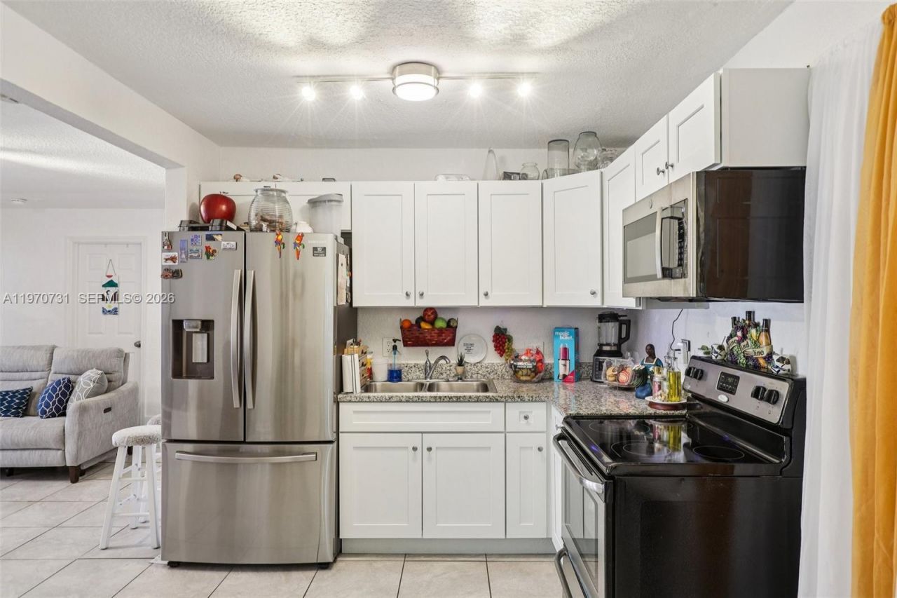 6402 NW 8th Ave , Miami, FL 33150 Photo