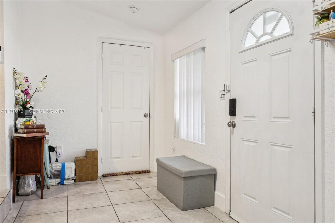 6402 NW 8th Ave , Miami, FL 33150 Photo