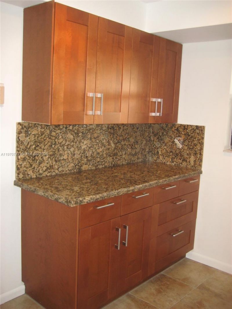 16051 Blatt Blvd , Unit 310, Weston, FL 33326 Photo