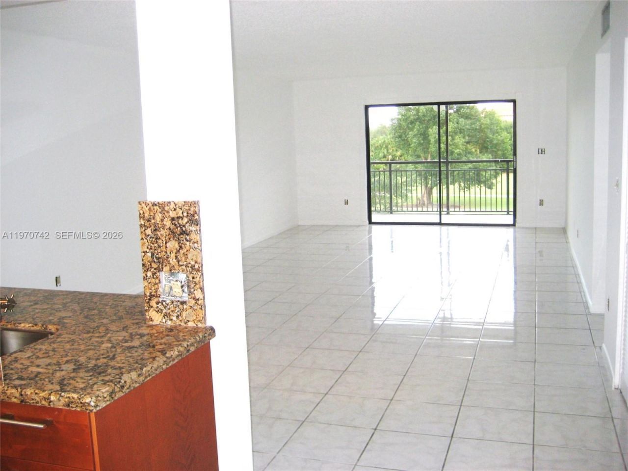 16051 Blatt Blvd , Unit 310, Weston, FL 33326 Photo