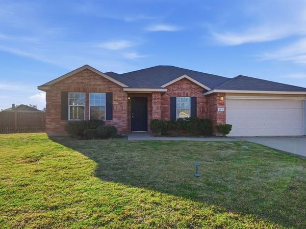 101 Long Prairie Drive, Forney, TX 75126