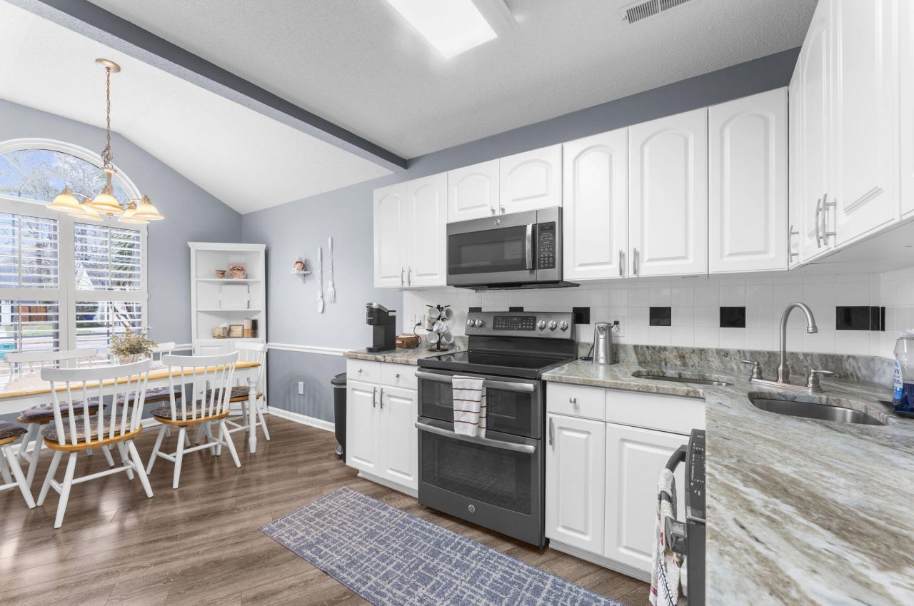 3540 Hunters Oak Lane Photo 7