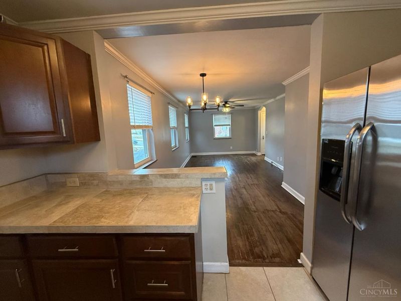 5549 Surrey Avenue, Green Township, OH 45248 Photo 10