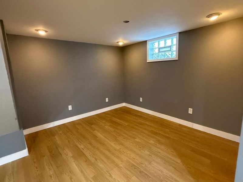 5549 Surrey Avenue, Green Township, OH 45248 Photo 29