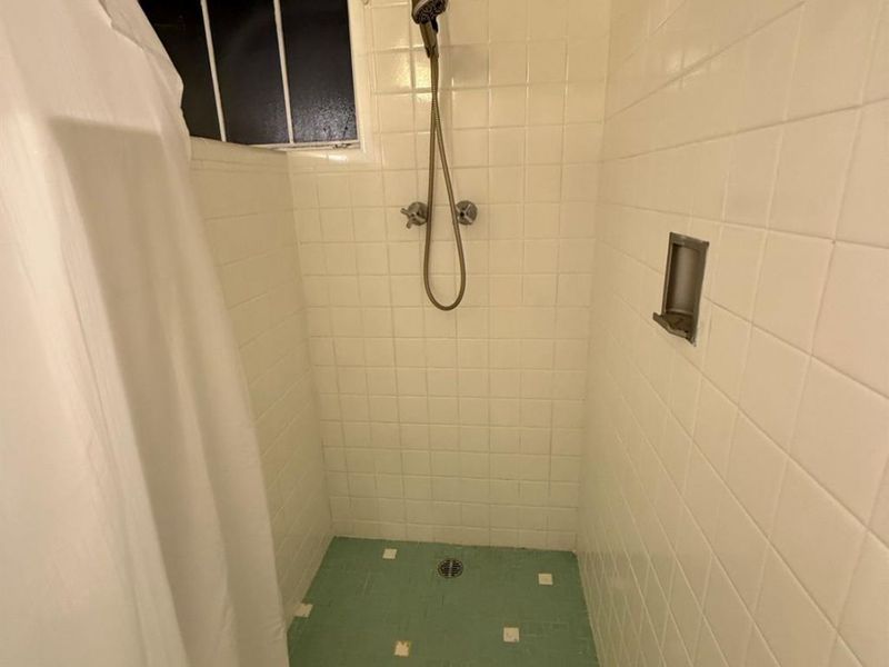 5549 Surrey Avenue, Green Township, OH 45248 Photo 33