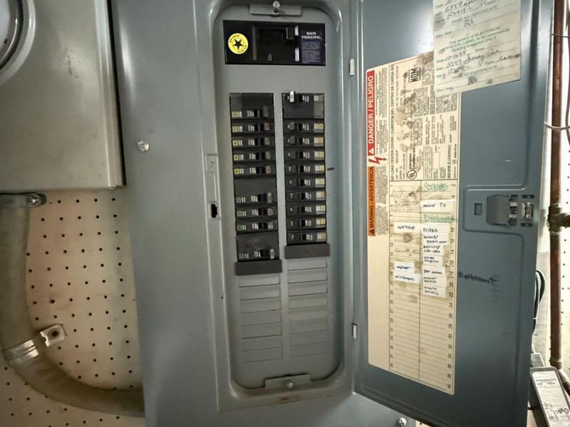 5549 Surrey Avenue, Green Township, OH 45248 Photo 38