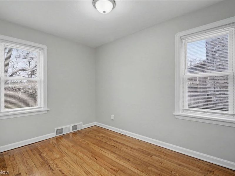 144 Roosevelt Avenue, Elyria, OH 44035 Photo 11