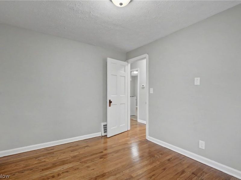 144 Roosevelt Avenue, Elyria, OH 44035 Photo 13