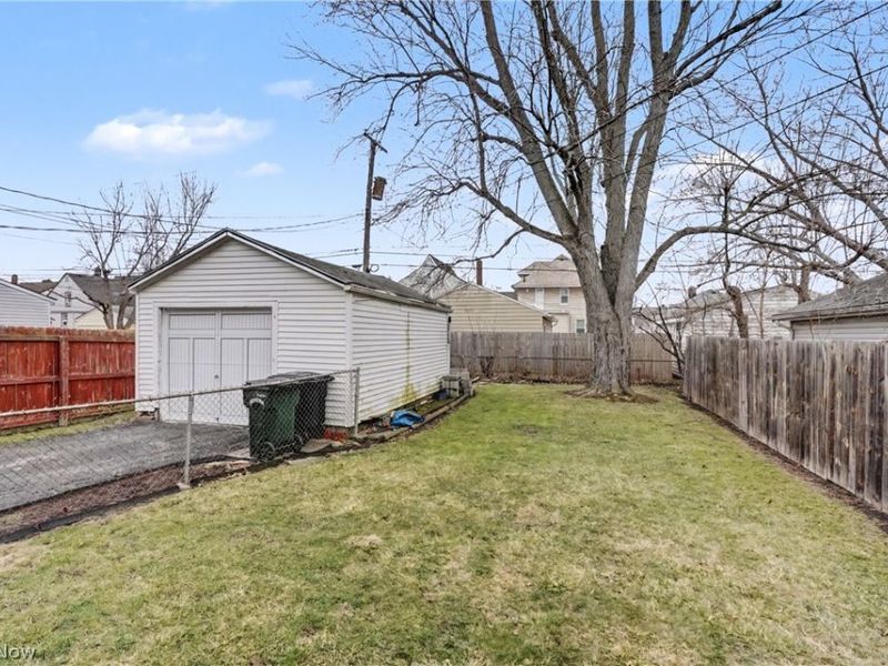 144 Roosevelt Avenue, Elyria, OH 44035 Photo 23