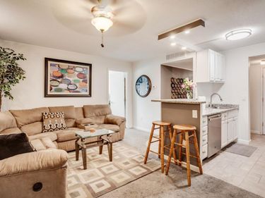 1920 S 1st Street, Unit 202, Minneapolis, MN 55454