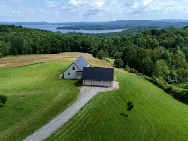 1293 City Farm Road, Newport Town, VT 05857