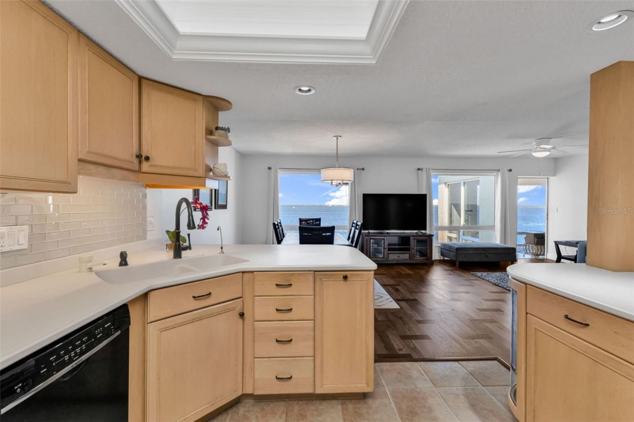 1 Colony Point Drive, Unit 13C, Punta Gorda, FL 33950 Photo