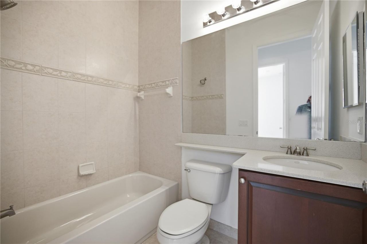 6507 41st Court E, Sarasota, FL 34243 Photo