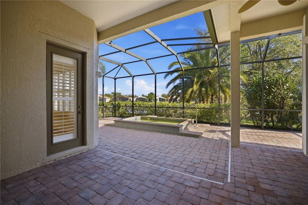 6507 41st Court E, Sarasota, FL 34243 Photo