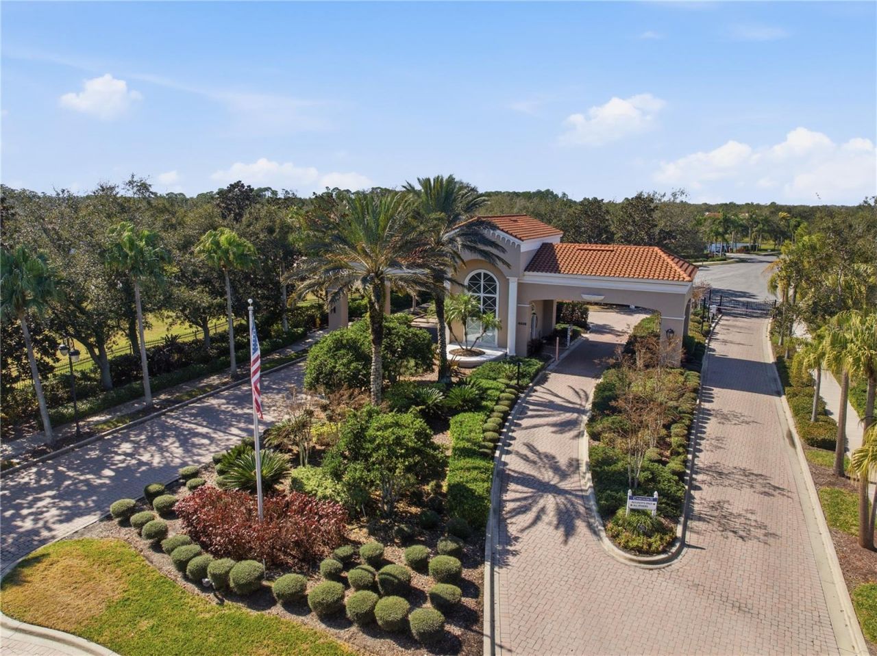 6507 41st Court E, Sarasota, FL 34243 Photo