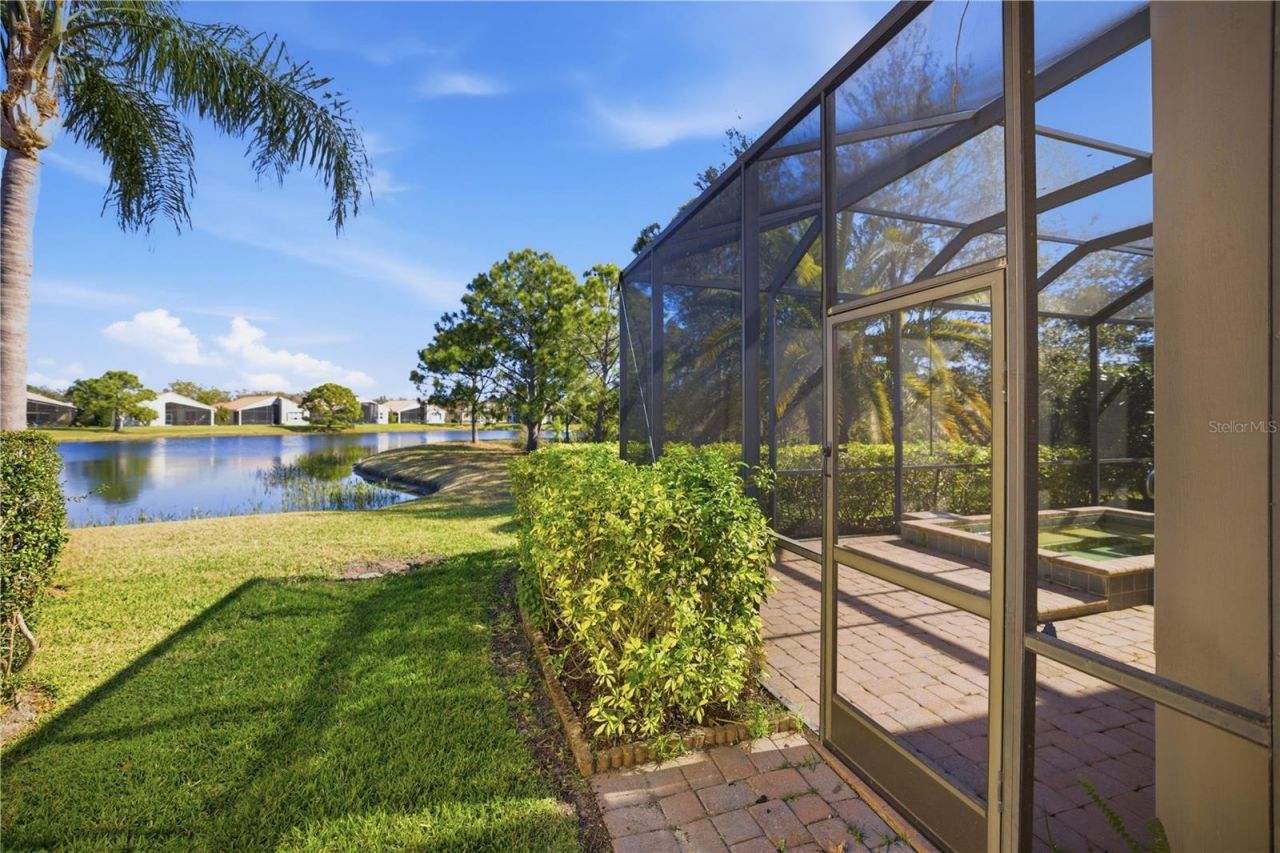 6507 41st Court E, Sarasota, FL 34243 Photo